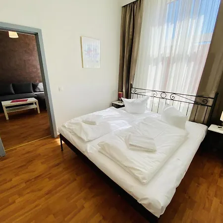 Doppelzimmer Zapfhahn, Direkt Am Alten Strom Rostock